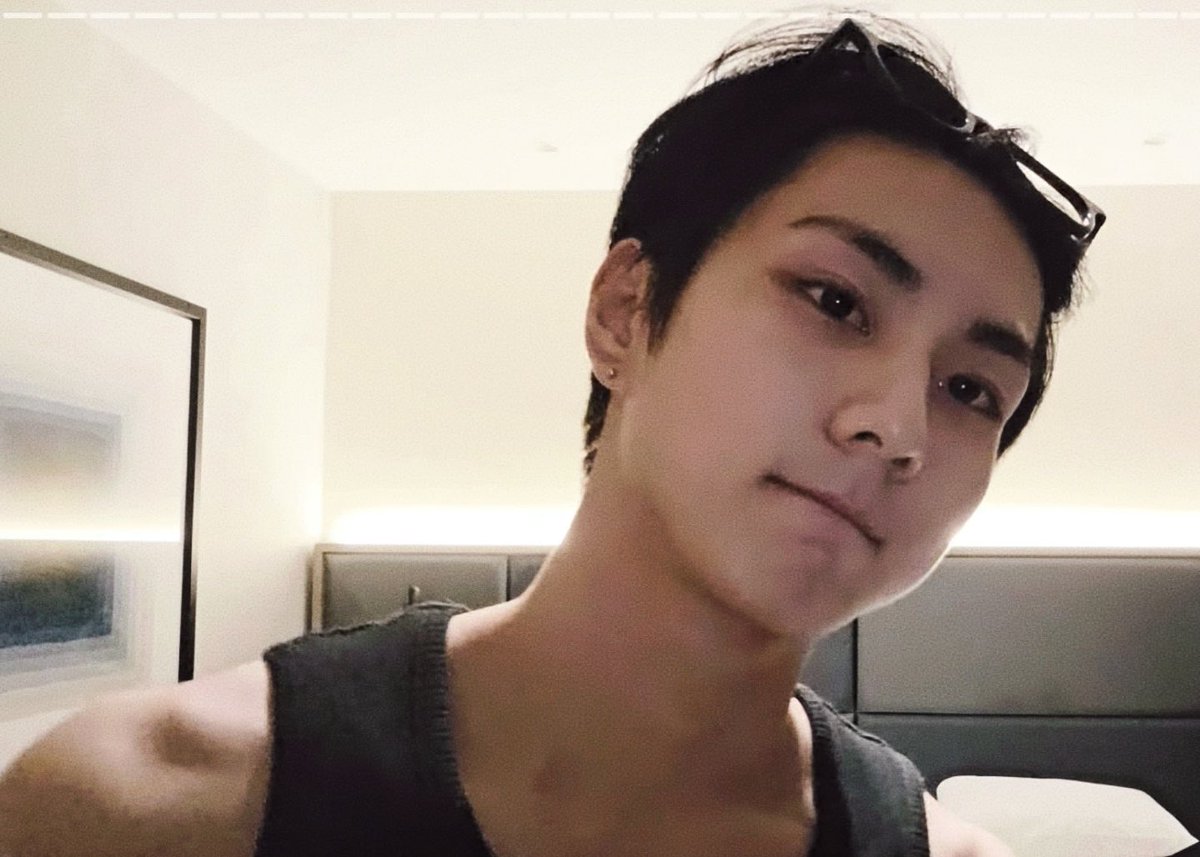 witchbarbx's tweet image. 