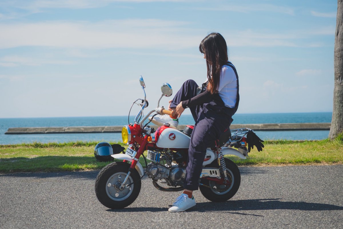 M0M0_CB7_50's tweet photo. 名前:momo
性別:♂
年齢:34年落ち
住み:兵庫県　淡路島
愛車:CB750(RC42)インテグラ仕様
         CB50 モンキー
趣味:バイク DIY整備 カメラ
#トサキレーシング
#バイク乗りとして自己紹介
#HONDA
#CB750 #RC42 #CB50 #モンキー
#カスタム #DIY #旅 #カメラ #絶景
#景色 #バイクのある景色 #FUJIFILM https://t.co/cKtBRlthcf