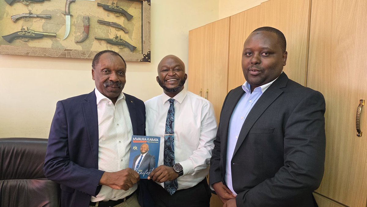 mwaurakab's tweet photo. I paid a courtesy call on Senior Mbaabu M'inoti at his chambers in Meru to seek his support and vote.
#ProgressBeyondPromises
#TwendeNalo
#MwauraKabataForLSKPresident https://t.co/70TaR4yAjq