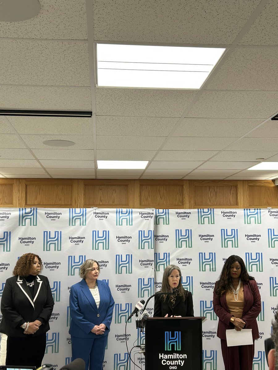 Denise Driehaus tweet media