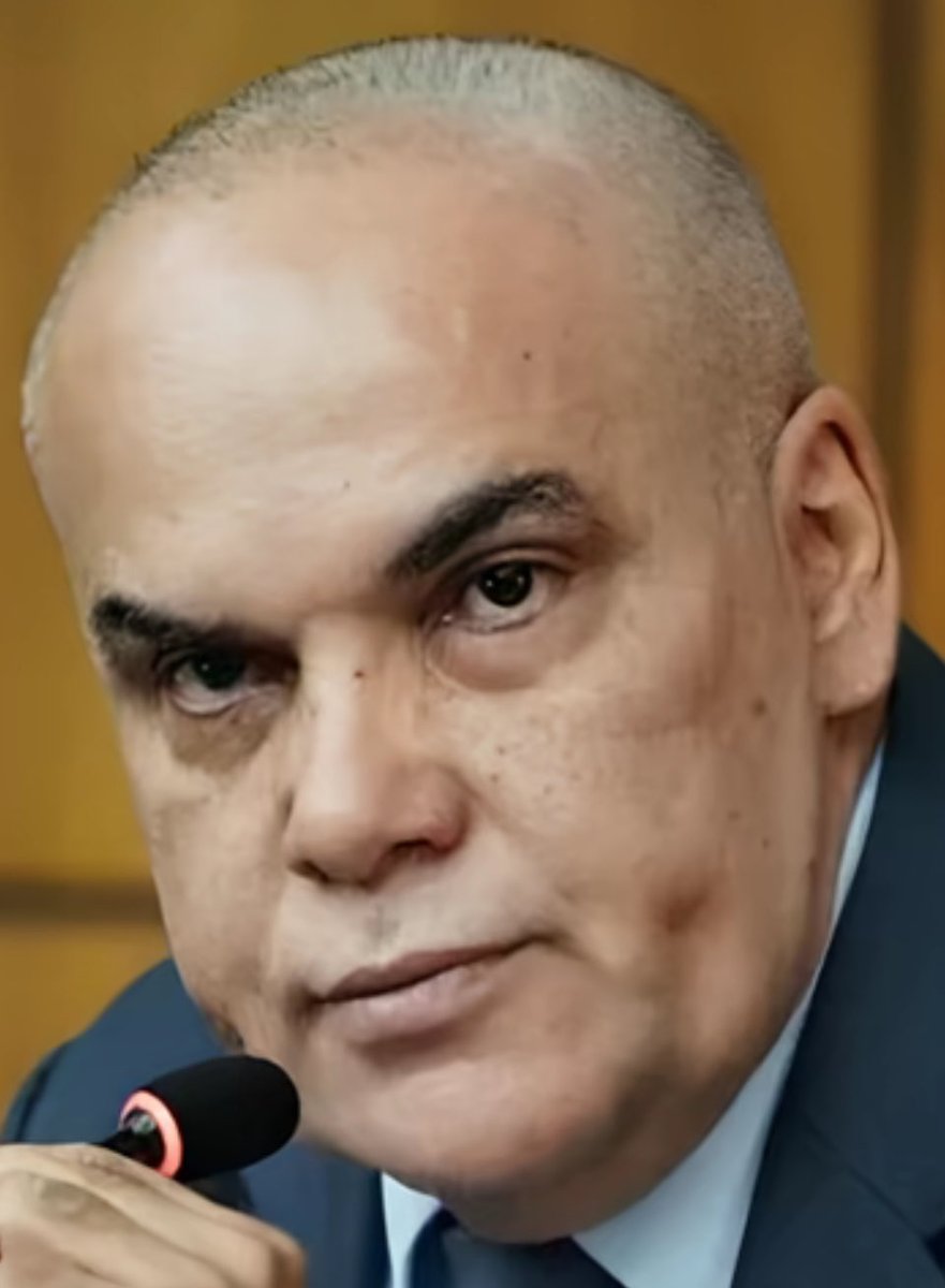 👊Reculada cartista y Bachi tiembla.
La supuesta reforma de la Caja de Jubilación contrasta con la jubilación VIP ilegítima de legisladores, que debe eliminarse de raíz porque no existe una relación laboral con el Estado.

La soberbia de quienes “ya están mejor” se sostiene a