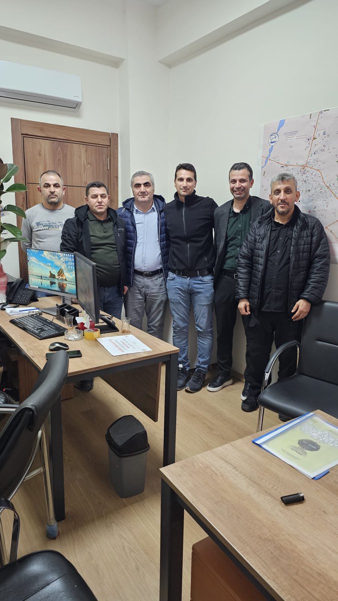 Büro Memur-Sen Batman tweet media