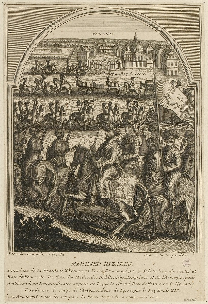 حمل پرچم شیر و خورشید در زمان ورود محمدرضا بیگ فرستاده شاه سلطان حسین به کاخ ورسای فرانسه برای دیدار با لوئی چهاردهم در ساعت ۱۱ صبح روز ۱۹ فوریۀ ۱۷۱۵