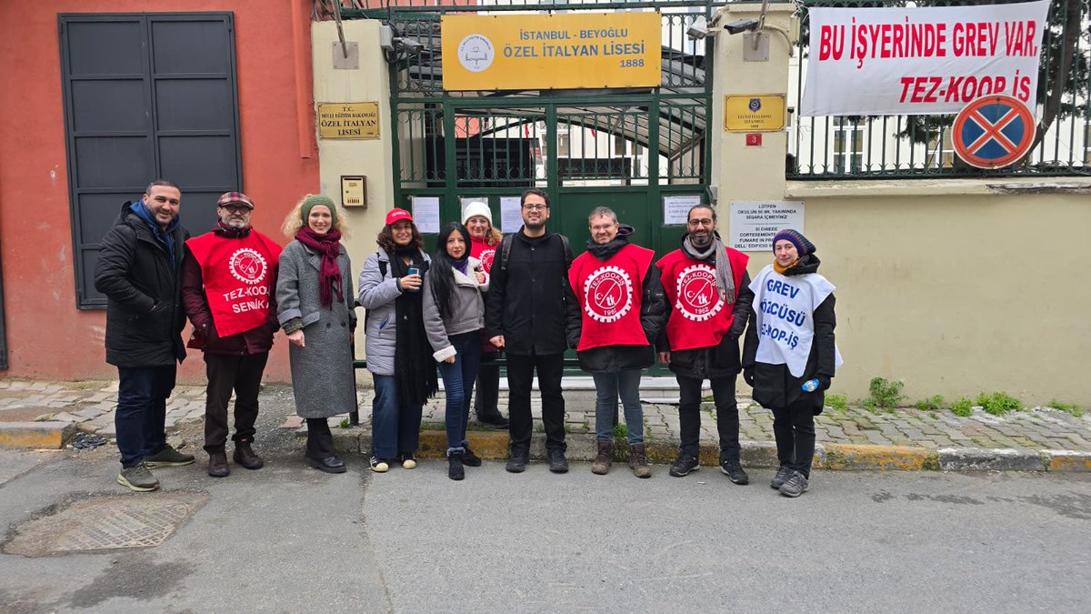✊Özel İtalyan Lisesi öğretmenlerinin grevi 9. gününe girdi!

Tezkoop-İş’te (<a href="/tezkoopissndk/">Tez-Koop-İş Sendikası</a>) örgütlü olan eğitim emekçileri, okul yönetiminin dayattığı düşük, maaşlarını yoksulluk sınırının üstüne çıkarmayan artış oranına karşı çıktıkları bu onurlu greve haklarını alana kadar
