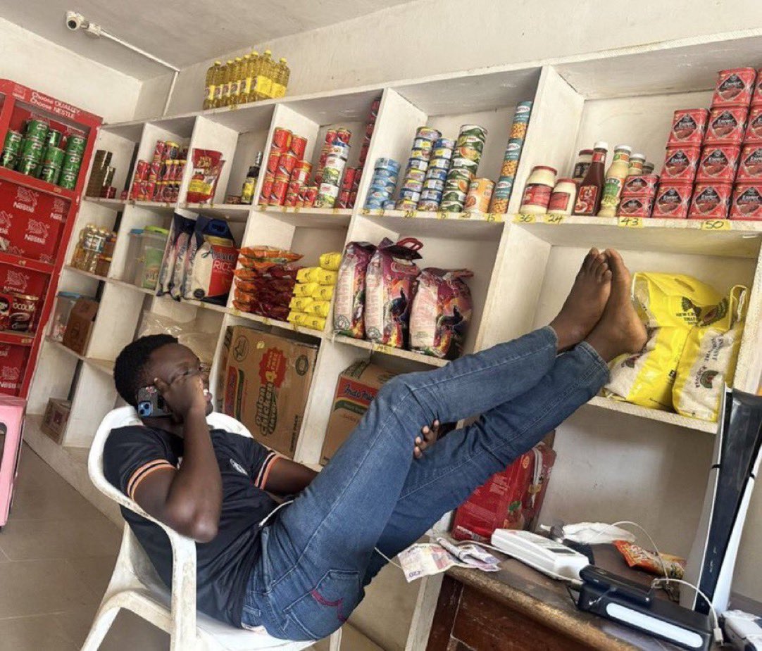 BlackStiches_'s tweet image. So babe is your mother a woman