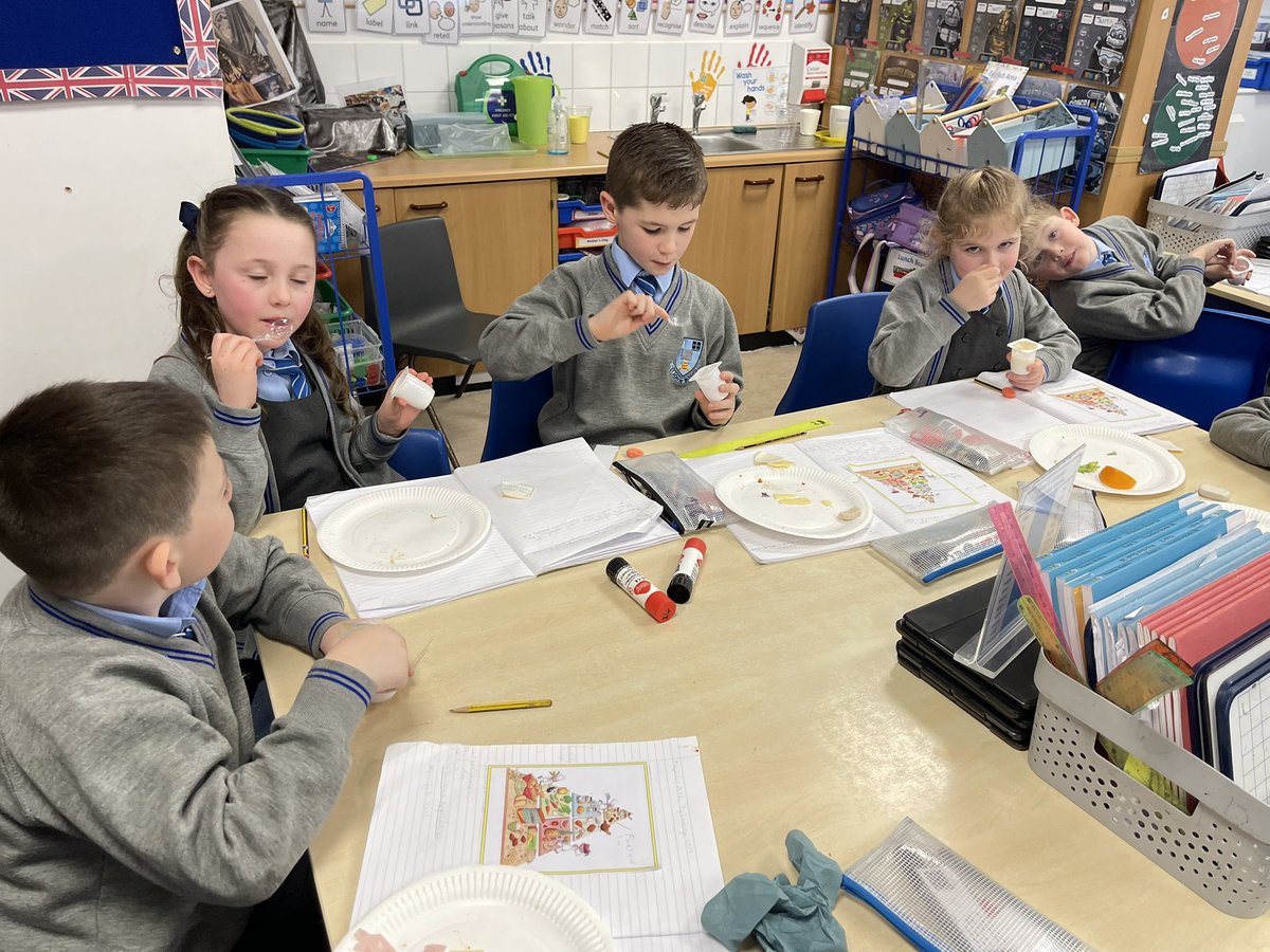 StJBoscoYear2's tweet photo. We have had the best afternoon sampling a variety of foods from the different food groups. https://t.co/Zw7GQsVYCv