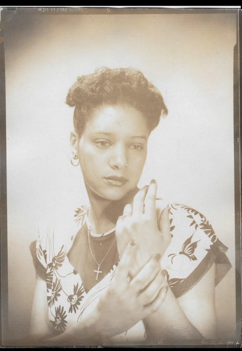 Frenchie_Rae tweet media