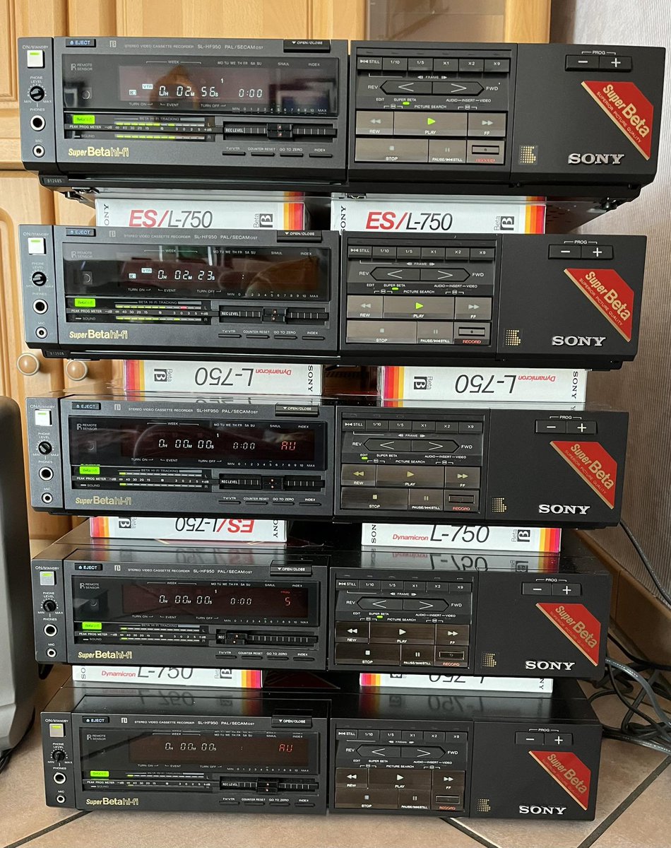 懐かしいなぁ。 使ってました。 とてもいい製品でした。 「ソニー