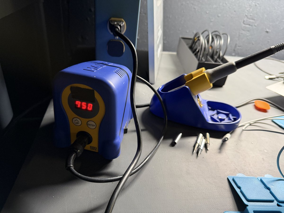 Daniel Bogdanoff tweet media