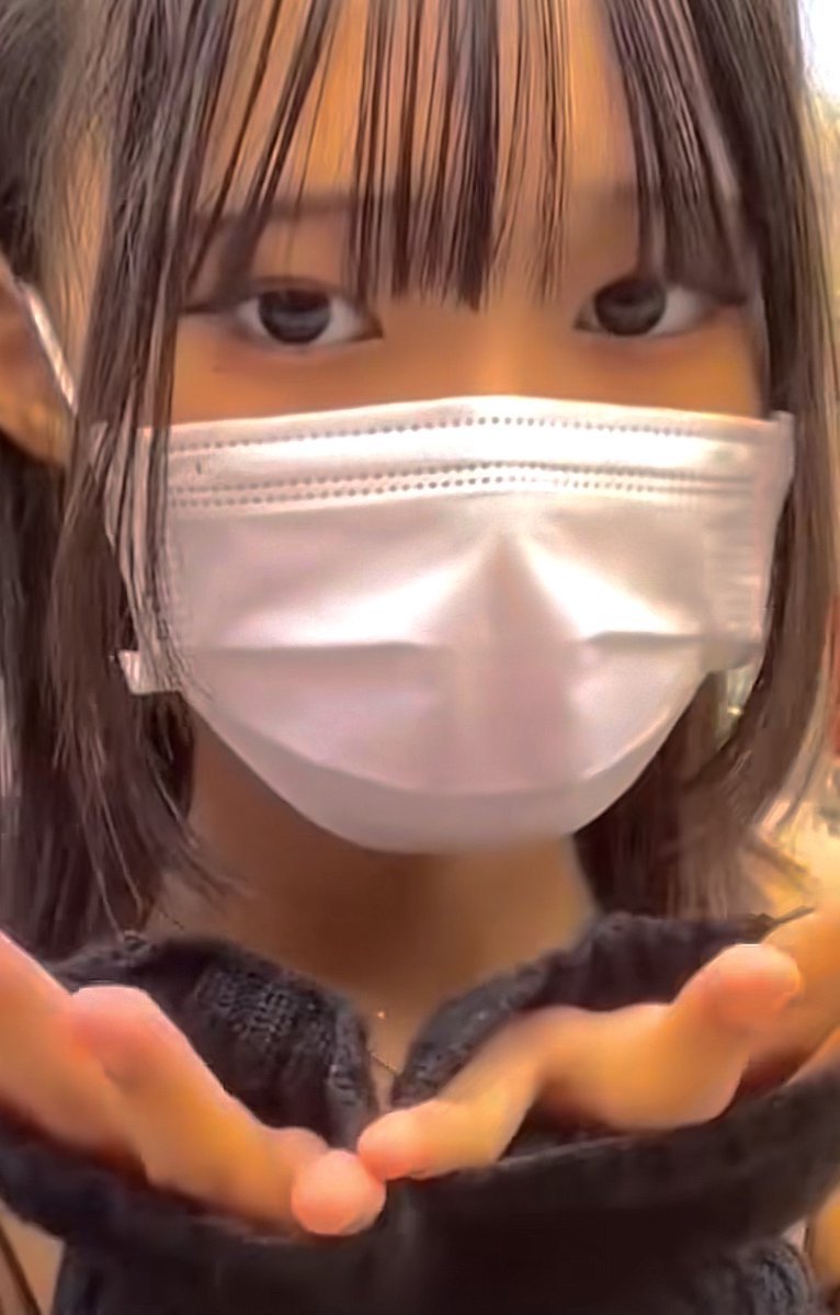 omhnv64483275's tweet image. cdn.videy.co/eyElQhFC1.mp4