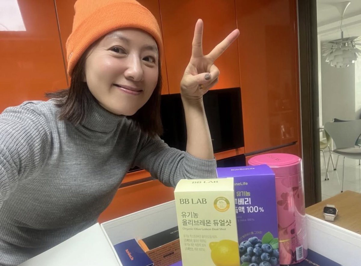 heeae’s first selca of 2026 🫳🏻🤍