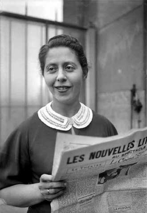 ProfesorJonk's tweet photo. "Bienaventurados los que pueden amar y odiar sin fintas, sin rodeos, sin matices".
Irène Némirovsky.
Su obra resurgió como un ave fénix.
No podemos estar más agradecidos.
#Efemeride #IreneNemirovsky #literatura https://t.co/UVq0Mwn0Zx