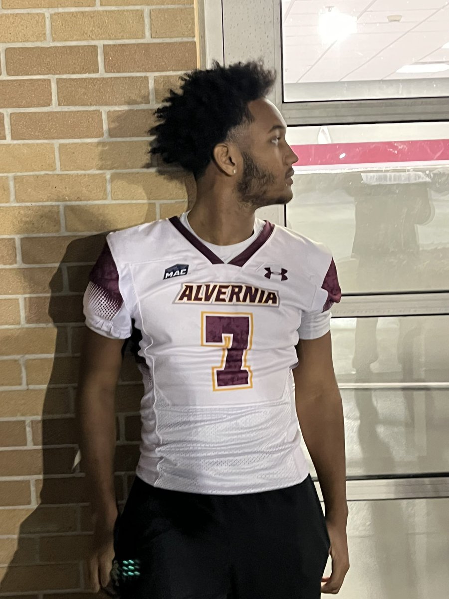 Jaden_Minott's tweet image. Blessed to get a visit from alvernia university @CoachJWaters_ @CoachDev12 @CoachLampAU