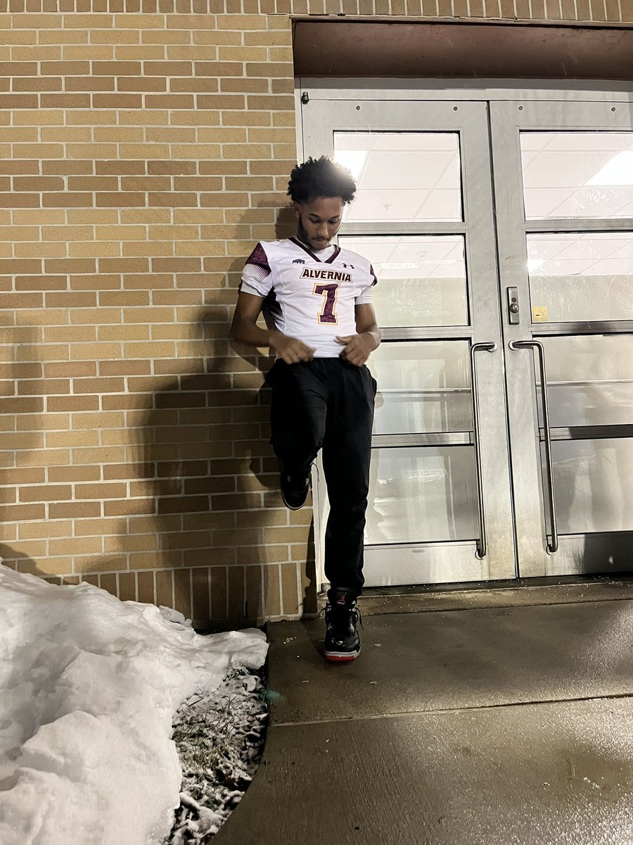 Jaden_Minott's tweet image. Blessed to get a visit from alvernia university @CoachJWaters_ @CoachDev12 @CoachLampAU