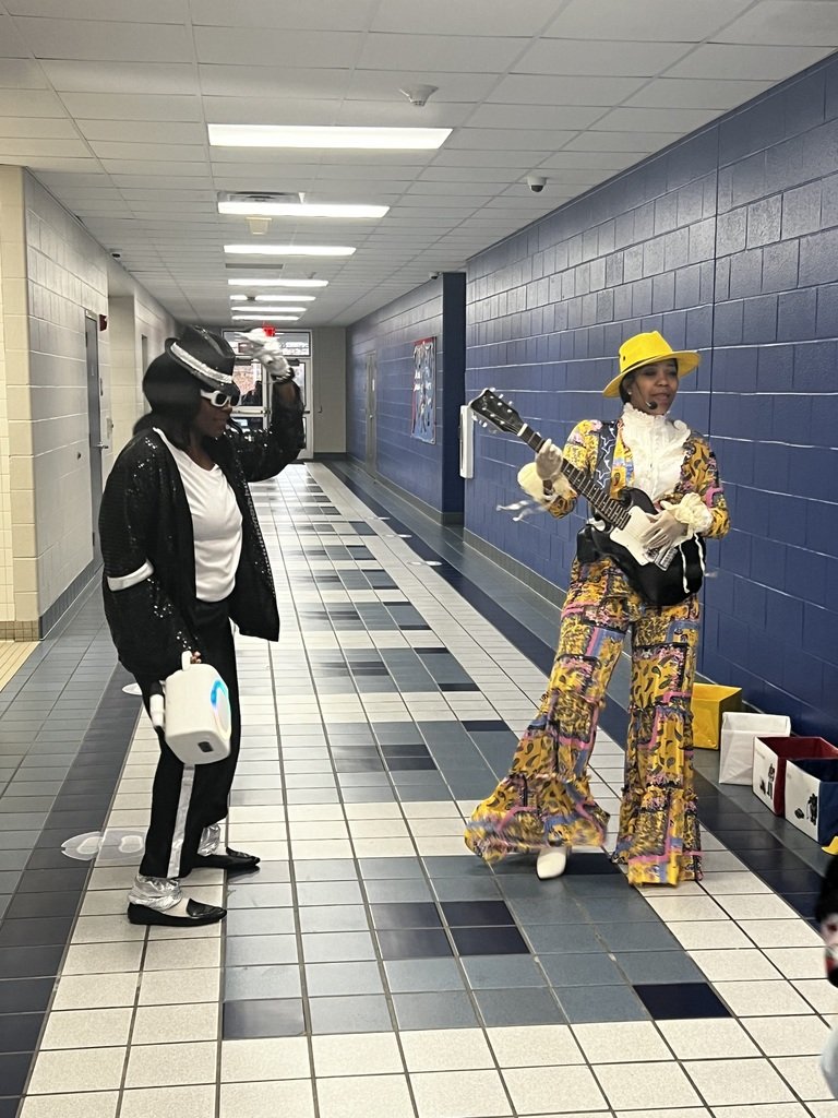 Royal Elementary School tweet media