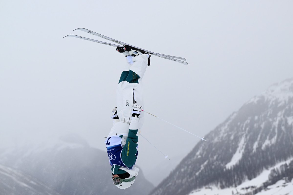 milanocortina26's tweet image. Gravity, just a concept.

#MilanoCortina2026 #Olympics #Livigno