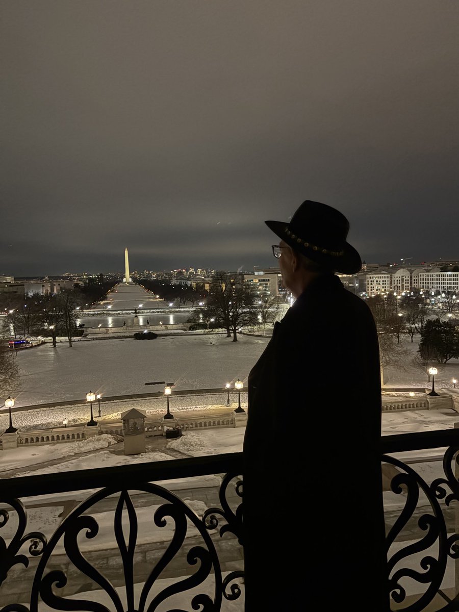 Sen. Roger Victory tweet media