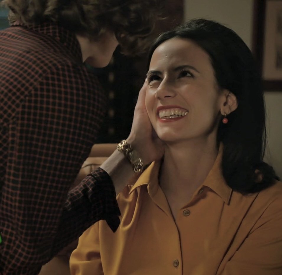 paliquedisfruto's tweet image. Cloe, te entiendo tanto, yo también me pondría así si una señora mayor me tocase así la cara #marloe