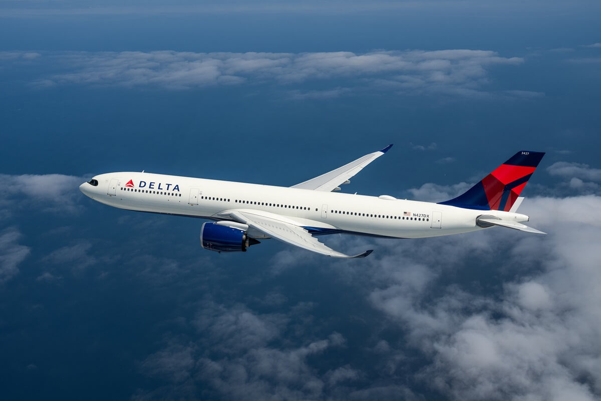 CharlyMiraOK's tweet image. The Post FMGN - Aviación

Delta refuerza su expansión internacional con la compra de 31 aviones Airbus de fuselaje ancho thepostarg.com/aviacion/delta…
@Delta @ArielFerrero #InteramericanNetwork #FMGNPress #ThePostArg #SunnyNews #airbus #compradeaviones