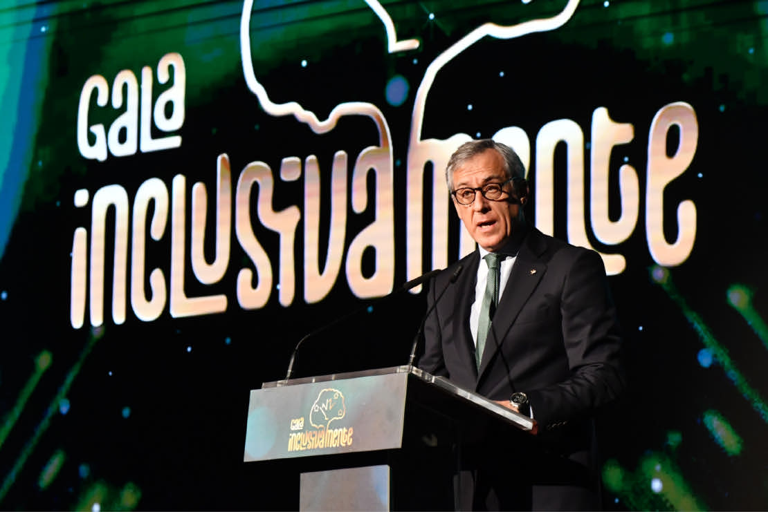 cyleconomica's tweet image. .@FundacionECR reconoce iniciativas que impulsan el #empleo y la #creatividad de personas con #discapacidad ow.ly/Bgly50YclCB #RSC #tercersector #Inclusión