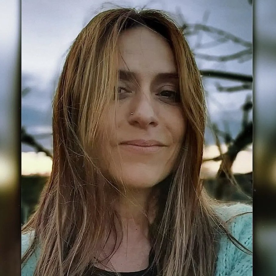 I desperately miss this hair color🥺