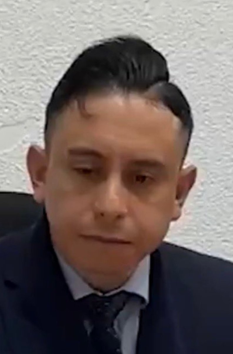 arronchopa's tweet image. Así se ven Q.57,000 QUETZALES, más vehículos, más GASOLINA y más celulares, estos gatos que jod1dos van hacer ven esa M13RD4 de elefante blanco 🐘 semilleros 🌱 inútiles 🙈👇👇👇👇👇👇