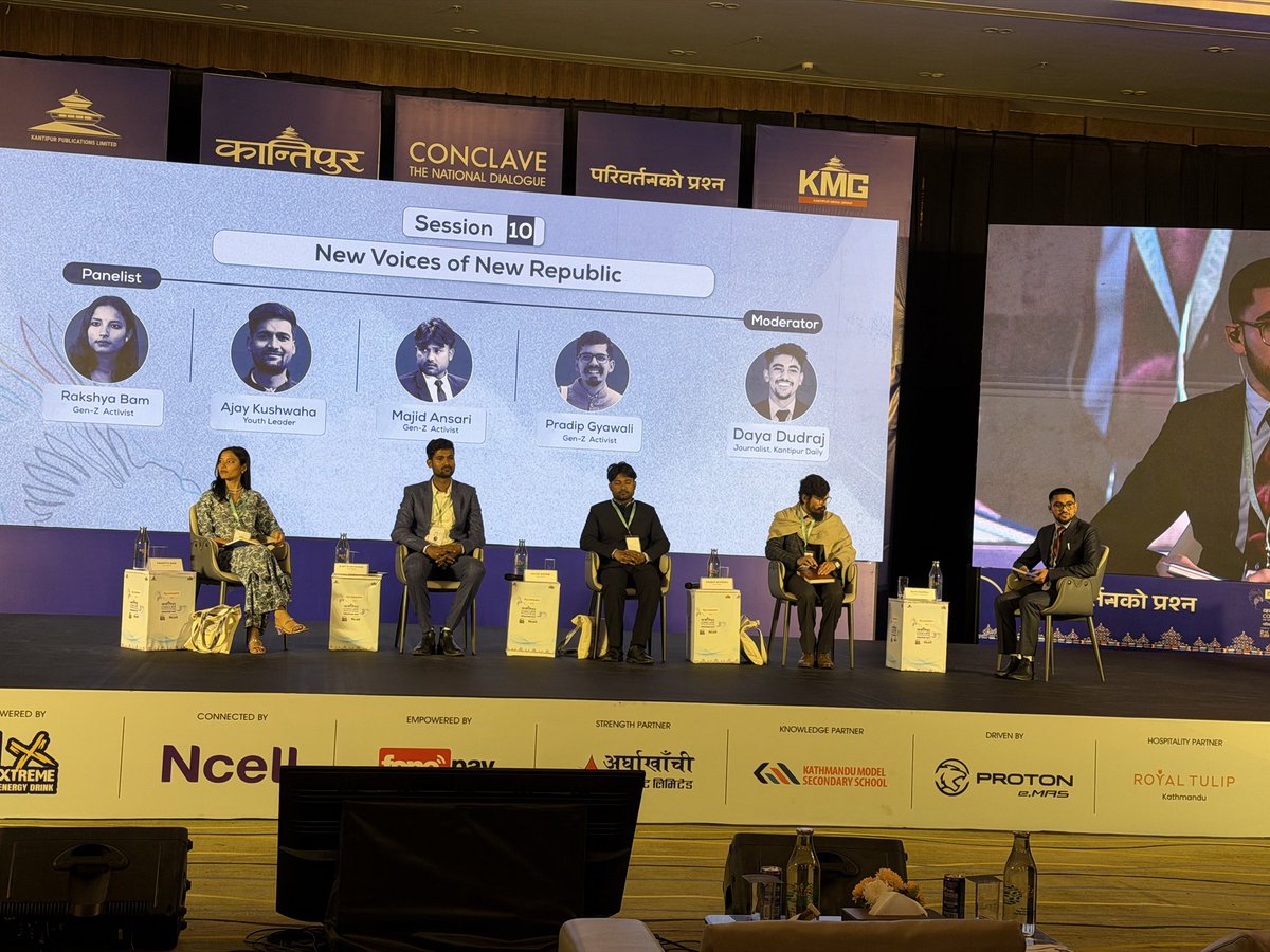 गणतन्त्रका नयाँ आवाजहरू...

युवा अनि परिपक्व बुझाइ / सोच। जोस र होस दुवै।
चारैजनालाई शुभकामना 🙏🇳🇵