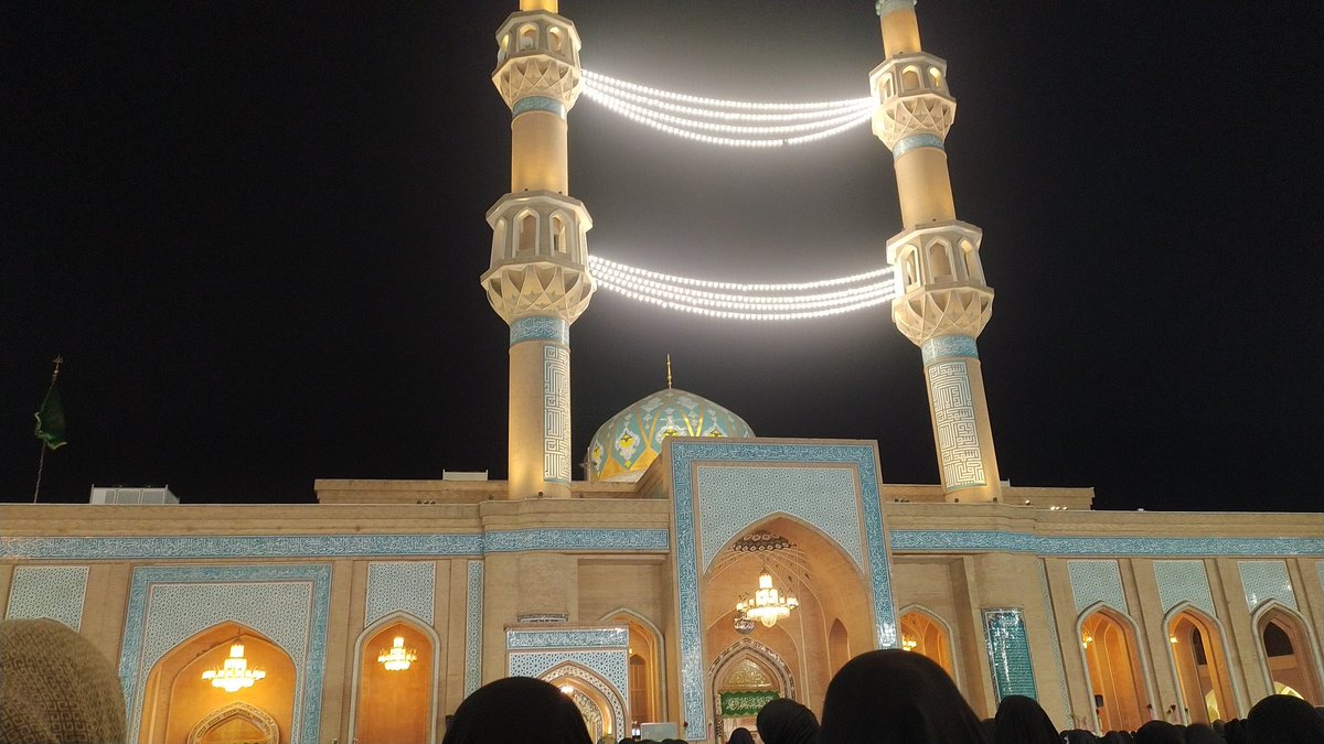Angel_Sadrain's tweet photo. ماأجمل المساءعندما يكون في مسجد السهلة 😢 https://t.co/BP8P4jnrwF