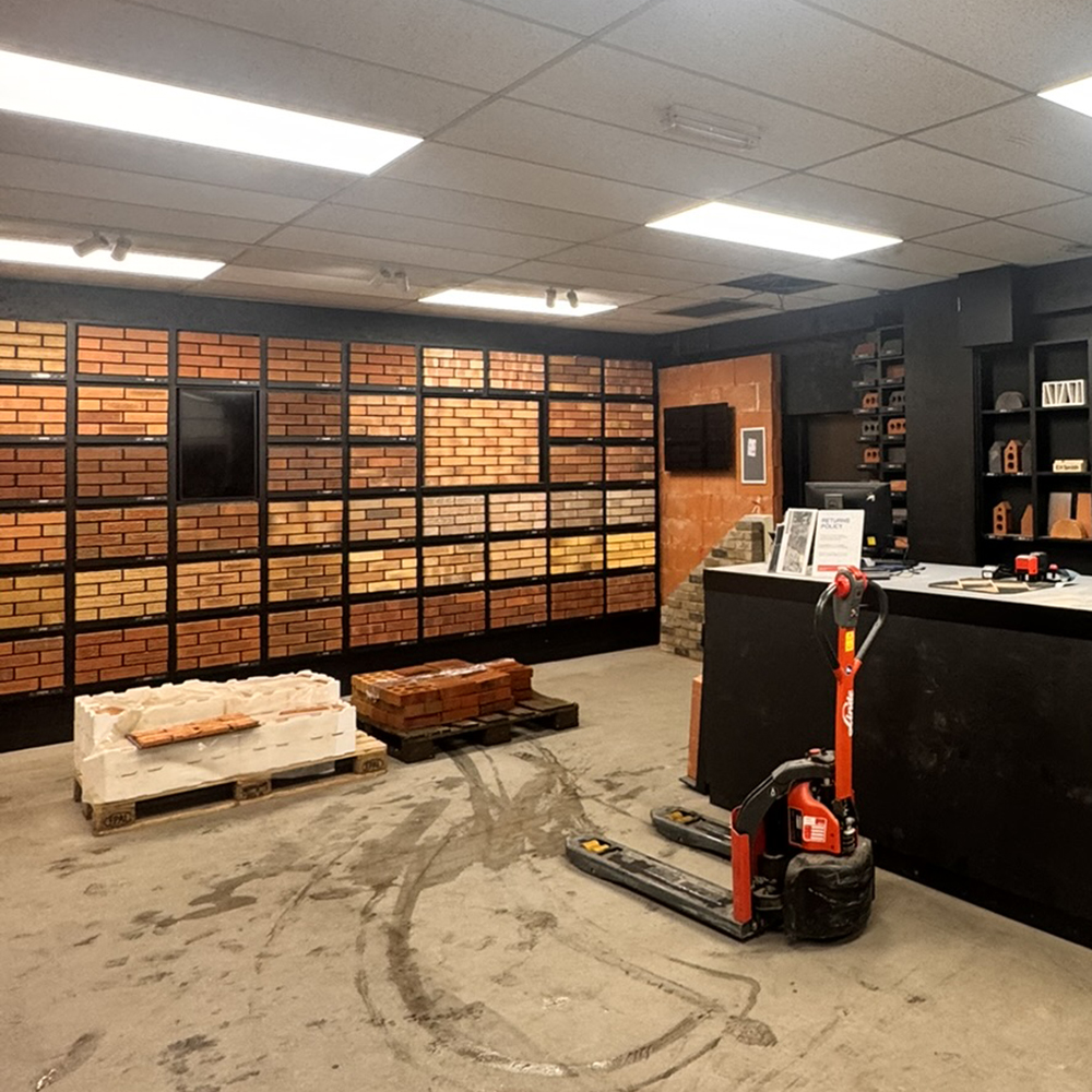 EH Smith Builders Merchants tweet media