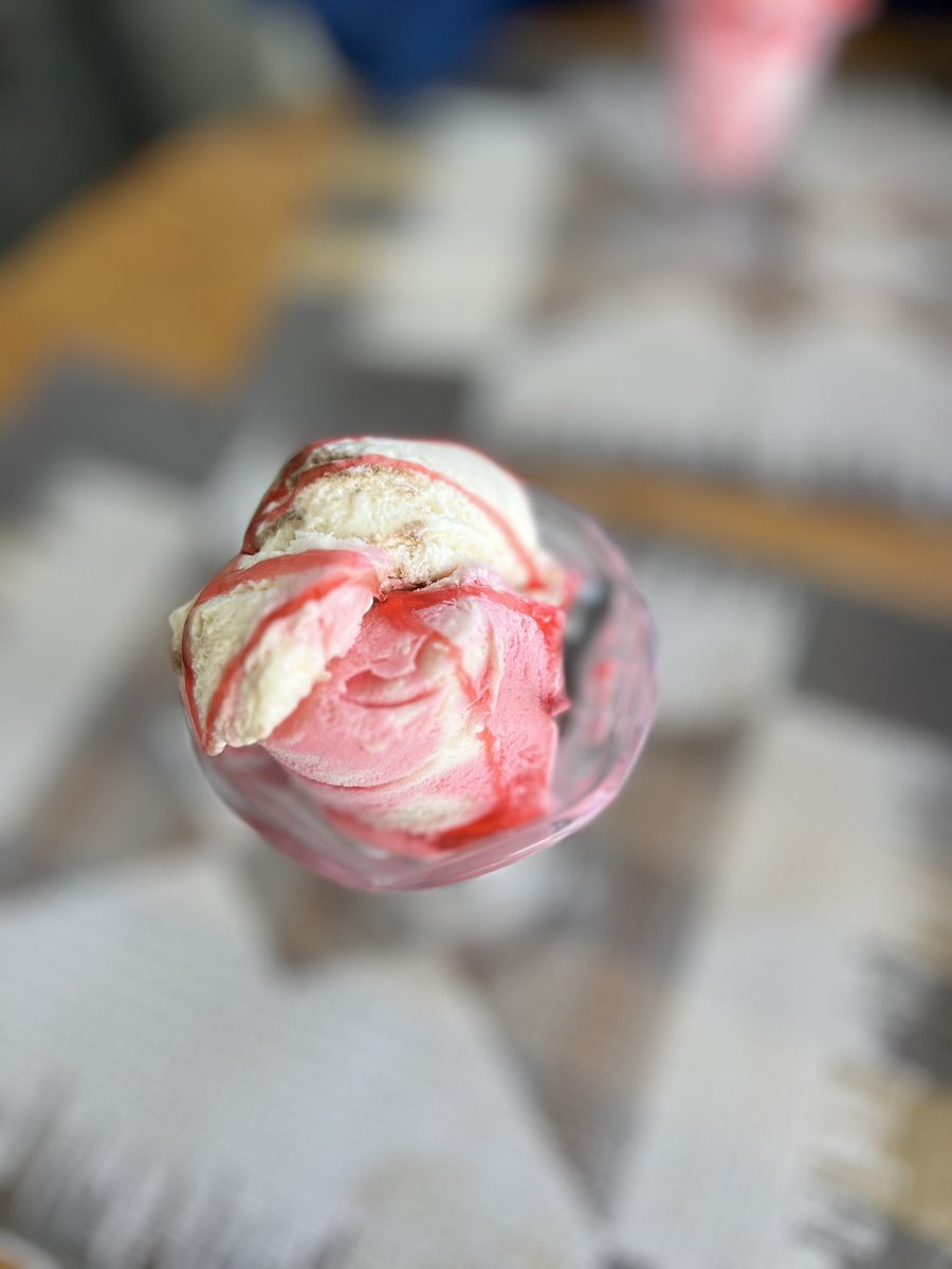 Nicholus K (@mr_ever_happy) on Twitter photo 