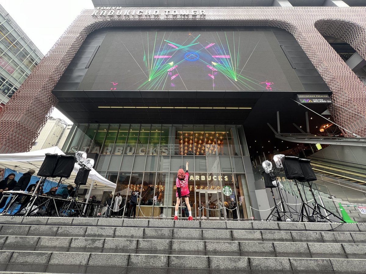 obachi_1112's tweet photo. ５年前の2月10日に上京してきて
2月11日に東京上京速攻ライブ！をして笑
　
ちゃんと頑張れてるかな？ https://t.co/kLghFyttEX
