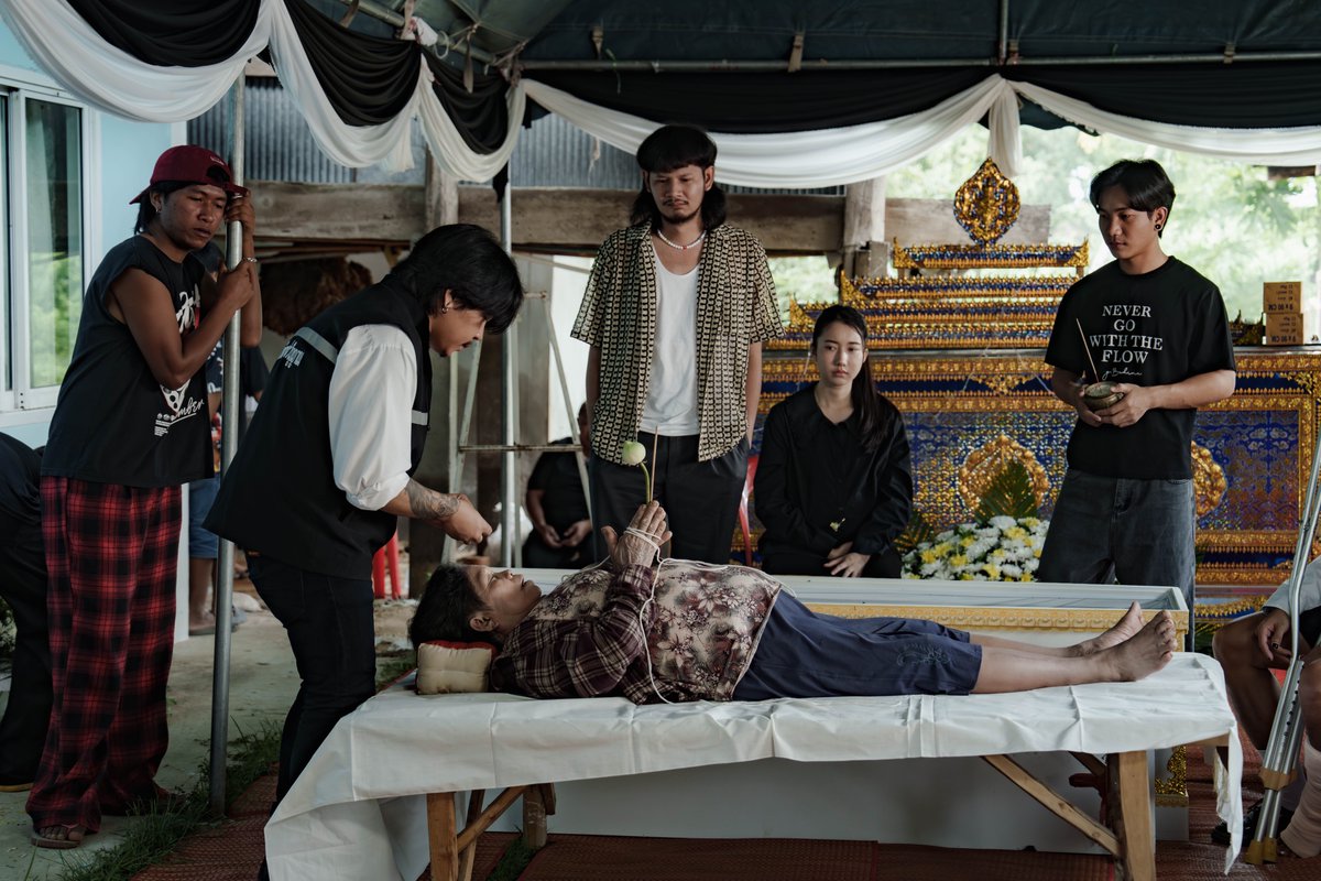 𝐆𝐎𝐒𝐒𝐈𝐏𝐆𝐔𝐍 tweet media