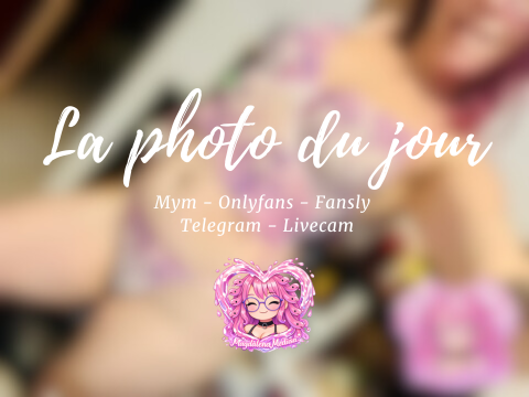 magdalenamedusa's tweet photo. Début de semaine en douceur 💮
#DebutDeSemaine #LundiMood #SoftVibes #DouceurDuJour #MorningEnergy #SensualMood #FeminineEnergy #GoodVibesOnly #SlowStart #TeaseMeSoftly #LibertineLife #PinkMood #FlirtyVibes #GentleSeduction #WeekMood #HotButSoft #StayCurious #SweetTemptation https://t.co/slN0tmQiX0