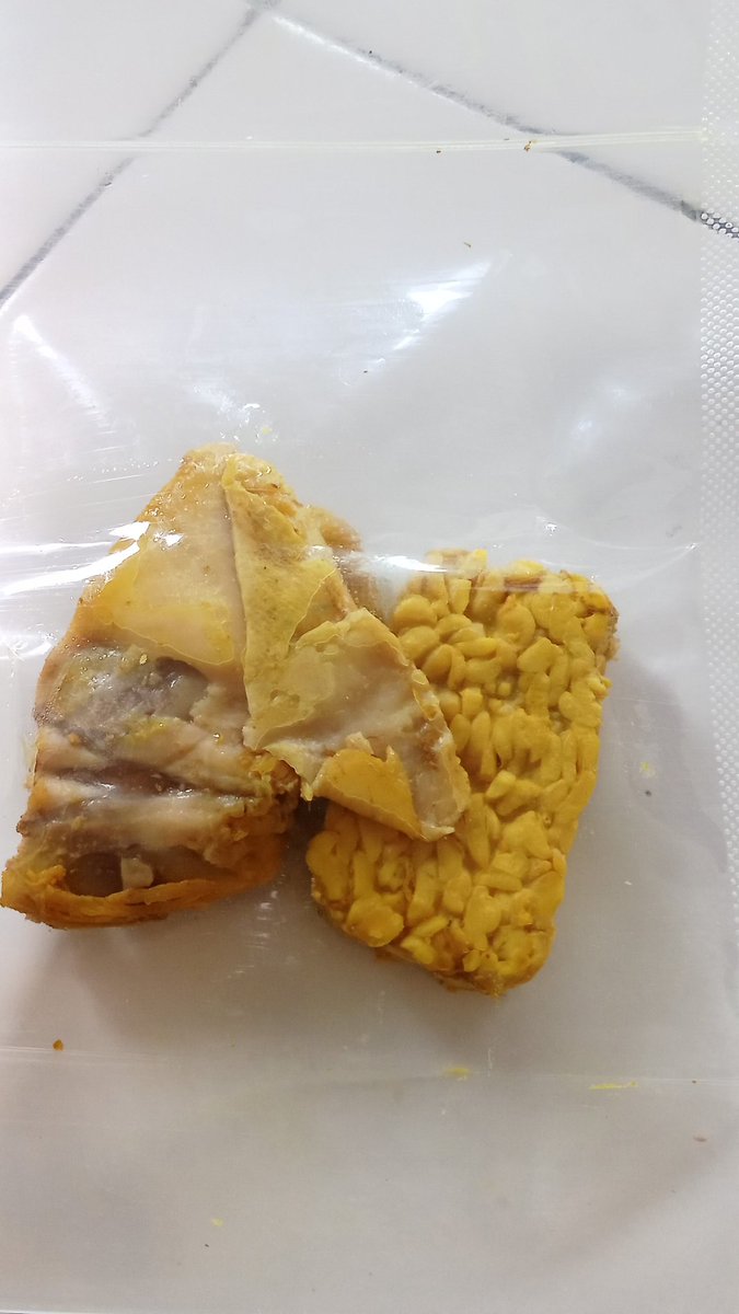 MBG 🤣🤣🤣
Yaa Allah dikira anak² Indonesia bakal cerdas dengan makanan seperti ini 🤣🤣🤣
Semoga kalian semua bisa mempertanggungjawabkan perbuatan kalian ini