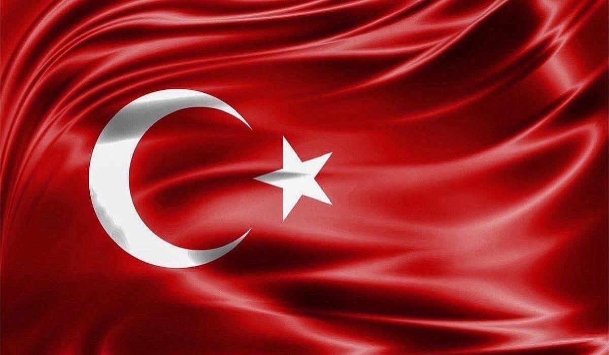 Balıkesir’den kalkış yapan 9’uncu Ana Jet Üs Komutanlığı filosuna ait F-16 uçağımızın kaza kırıma uğraması sonucu şehit olan pilotumuza Allah’tan rahmet, ailesine ve yakınlarına başsağlığı ve sabır diliyorum.

Milletimizin başı sağ olsun. 🇹🇷