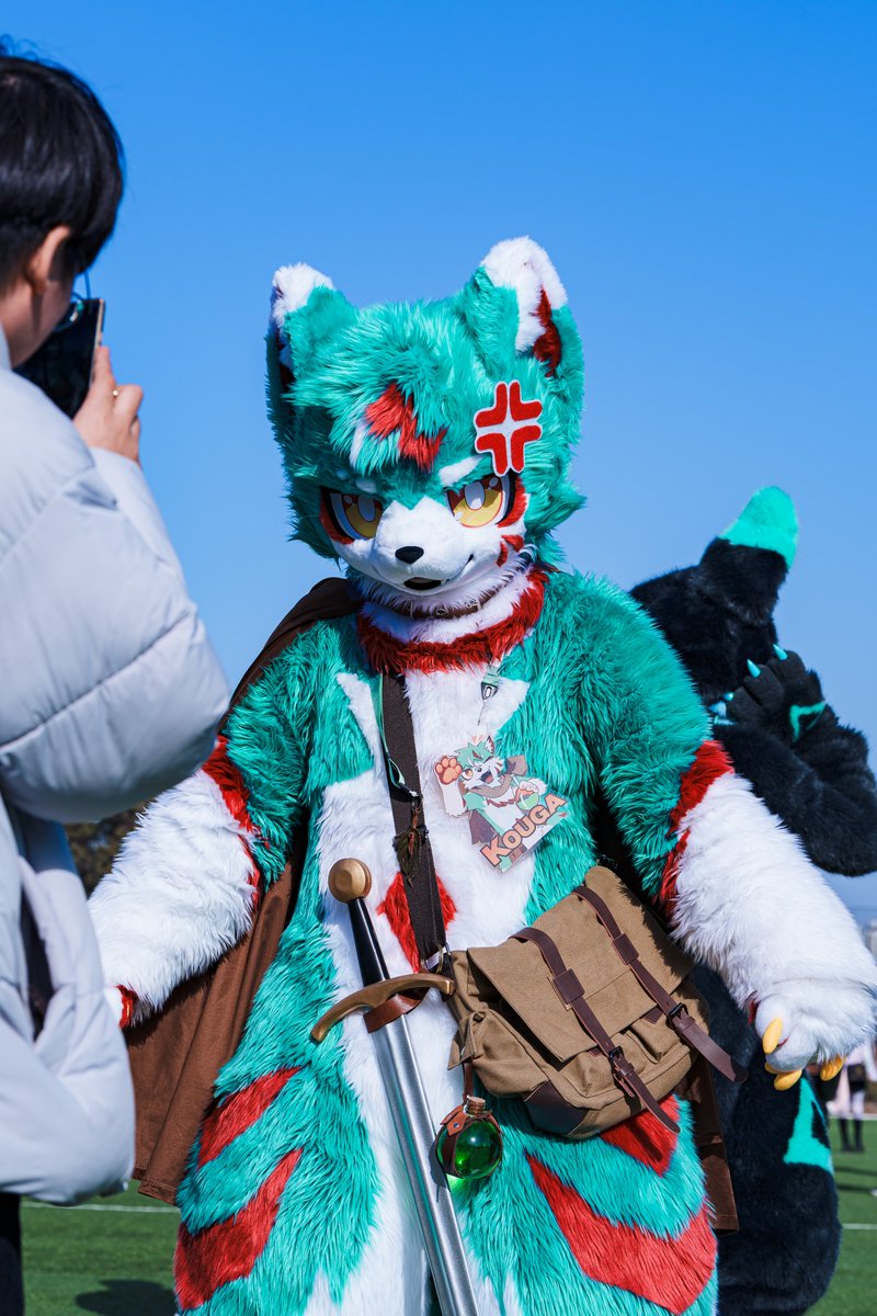 머루집사 tweet media