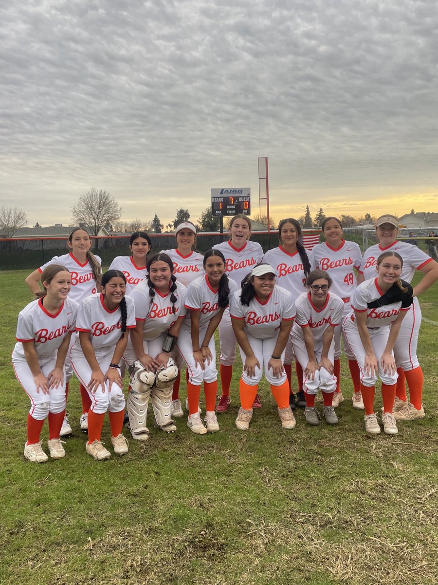 liseramirez2026's tweet photo. 1-0 win for first game! Personally had 11 K , 1 walk-in 7 innings .As a team we need to work on our offense, but i have a good feeling about this season! Back in the lab tomorrow! Go Bears! https://t.co/kCMwAV8in7