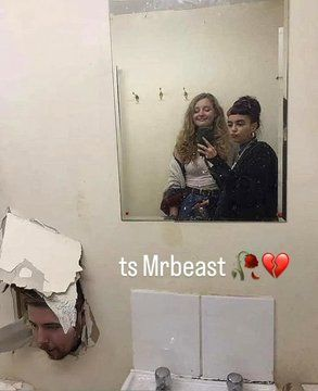 insane poses (@insaneposes) on Twitter photo 