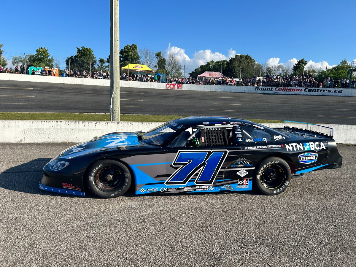 Short Track Pictures tweet media