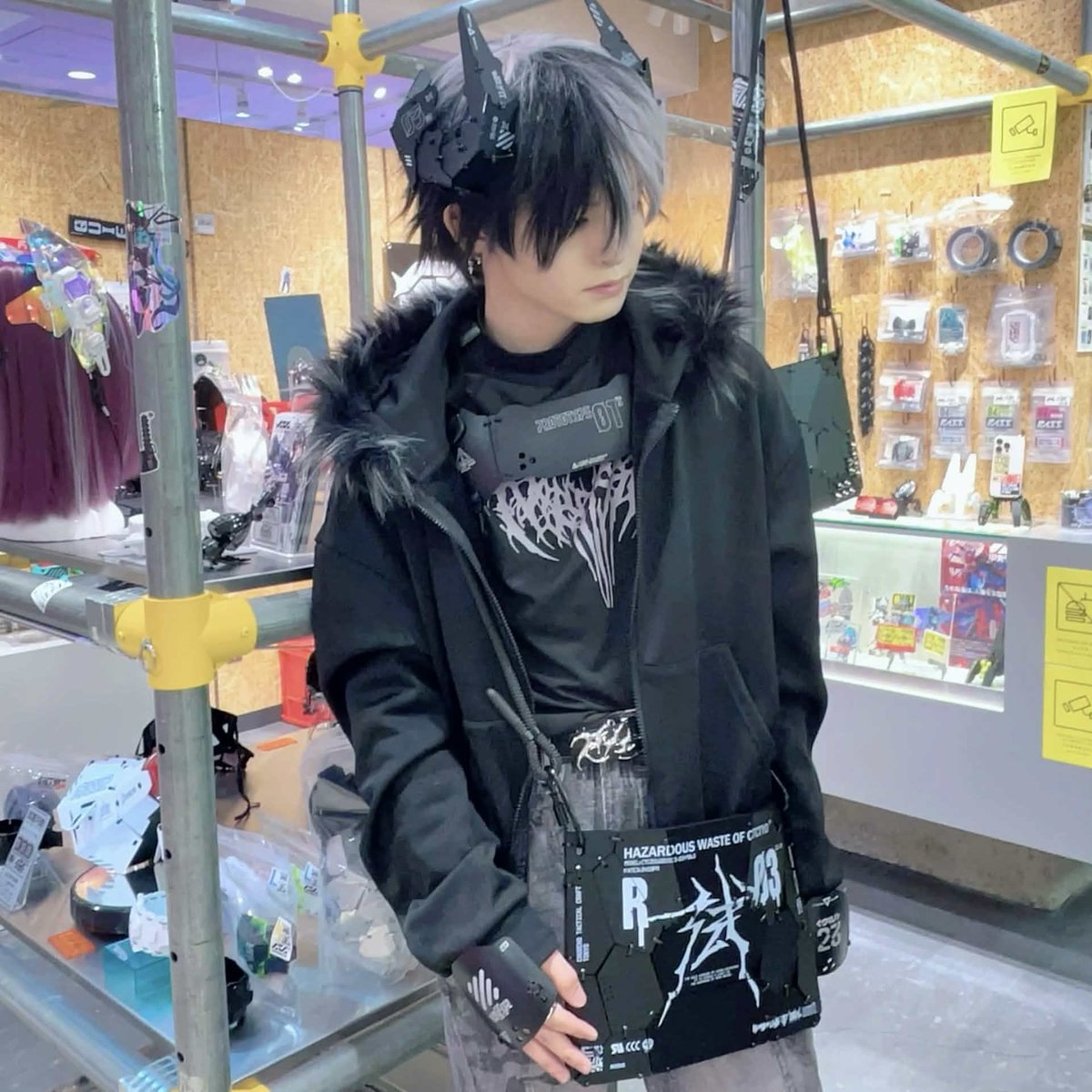 中央町戦術工芸｜装備記録 #06】 model status : H 172cm men's 衝角