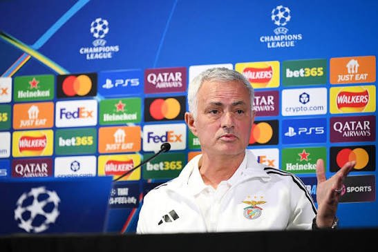 Jose Mourinho on tonight game against Real Madrid: 

“you don’t need a good team to beat Real Madrid, just a fair referee and they’ll lose the match…..laughs”