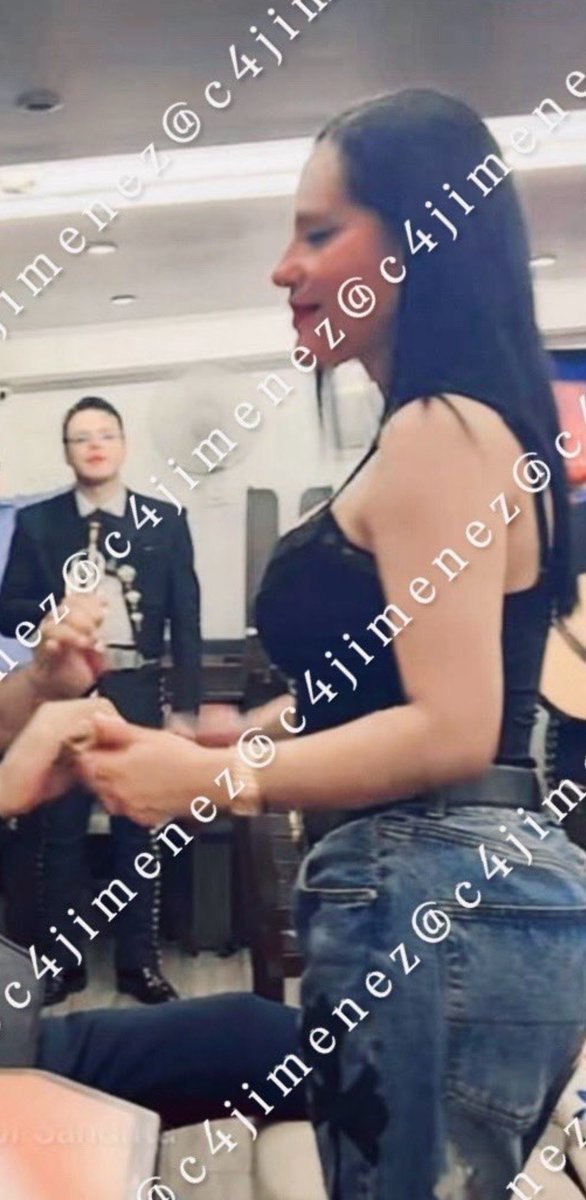 DeAsterisco's tweet photo. @c4jimenez @SandraCuevas_ @TuAlcaldiaGAM @SSC_CDMX ....esa pinche @sandracuevas_ SI esta bastante culito!!!! https://t.co/z2xpGrKQjC