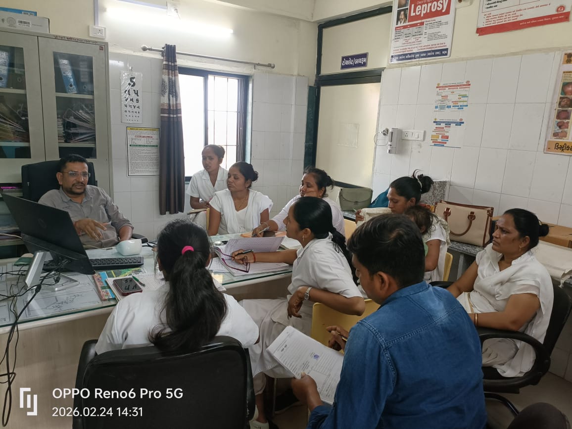 PHCKharetha's tweet image. #આયુષતબીબીઅધિકારી અને #MPHS દ્વારા #fhw ની મીટિંગ રાખેલ જેમાં #ANC #PNC #ANC4thcheackup #CompleteANCprofile જેવા મુદ્દાઓ પર ચર્ચા કરવામાં આવેલ હતી..

#HEALTH #NETRANGBLOCK
#thonetrang