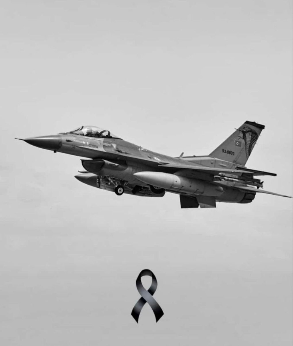 Balıkesir’de meydana gelen F-16 kazasında şehit olan kahraman pilotumuza Allah’tan rahmet; kederli ailesine ve kardeş Türkiye’ye başsağlığı diliyoruz. 🇦🇿🇹🇷
