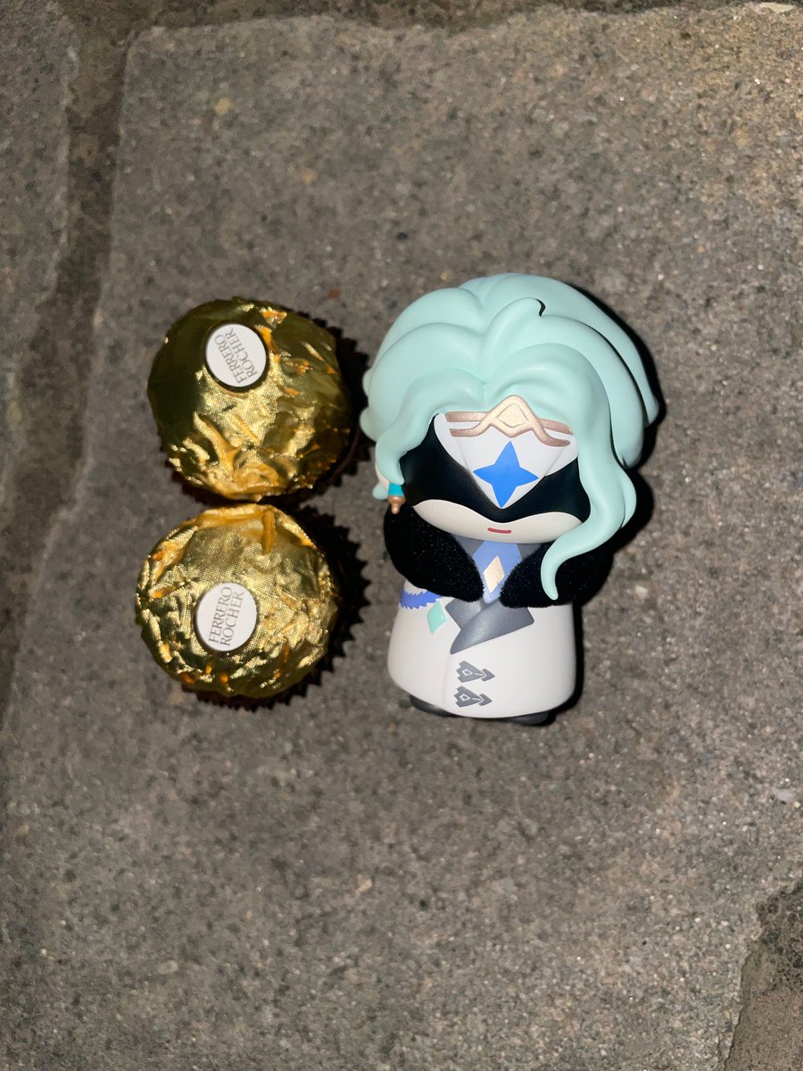 about 2 rochers long, very nice