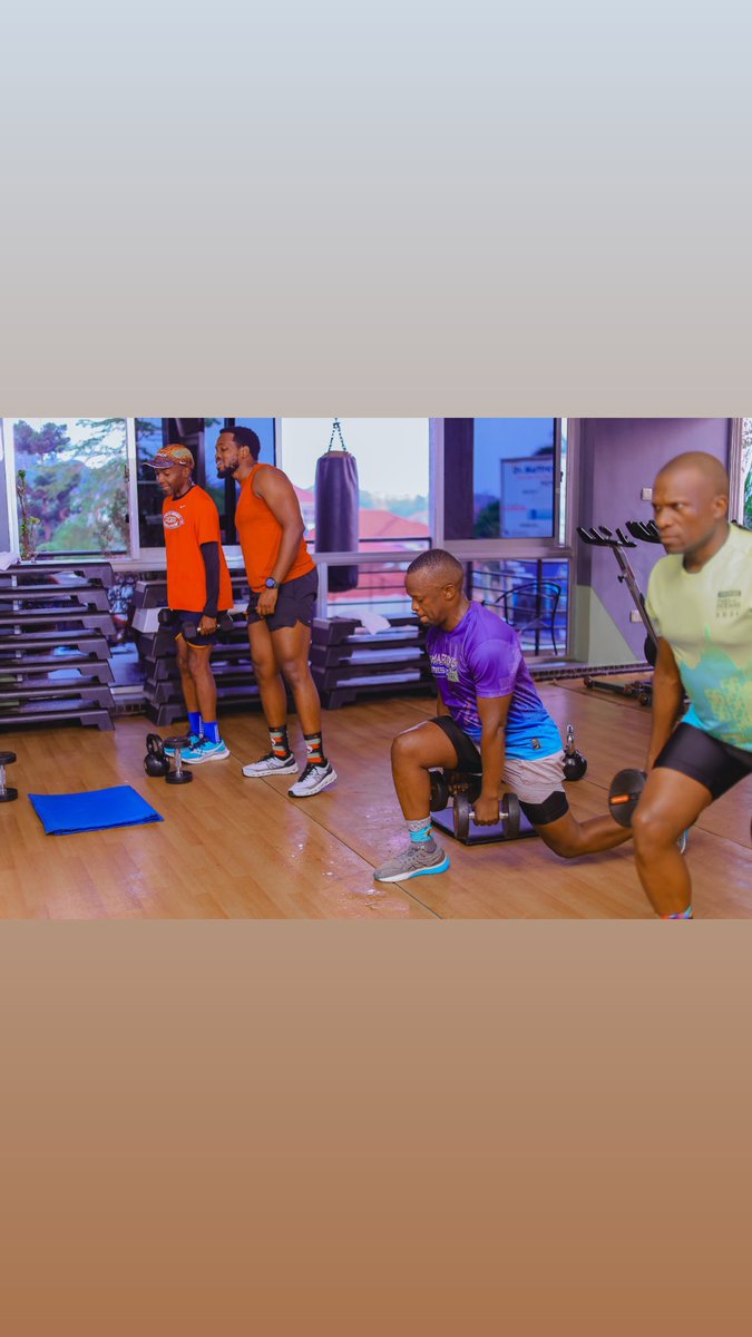 tom_kabali's tweet image. Athletes,

Join us for the athletes Strength &amp;amp; Conditioning session at 6pm. Just know it’s “weights”

Don’t forget your gloves and water bottle. @AppelezmoiKizza &amp;amp; @wdouglas81 do you copy🤔?

@MarcosGymSpa1 @paceathletesC1