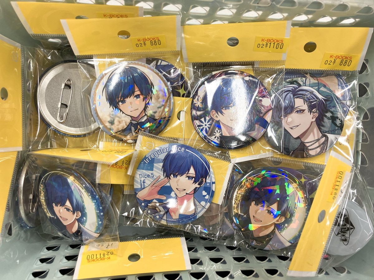 入荷情報】 いれいす 缶バッジやアクキー、アクリルスタンドなど 各種