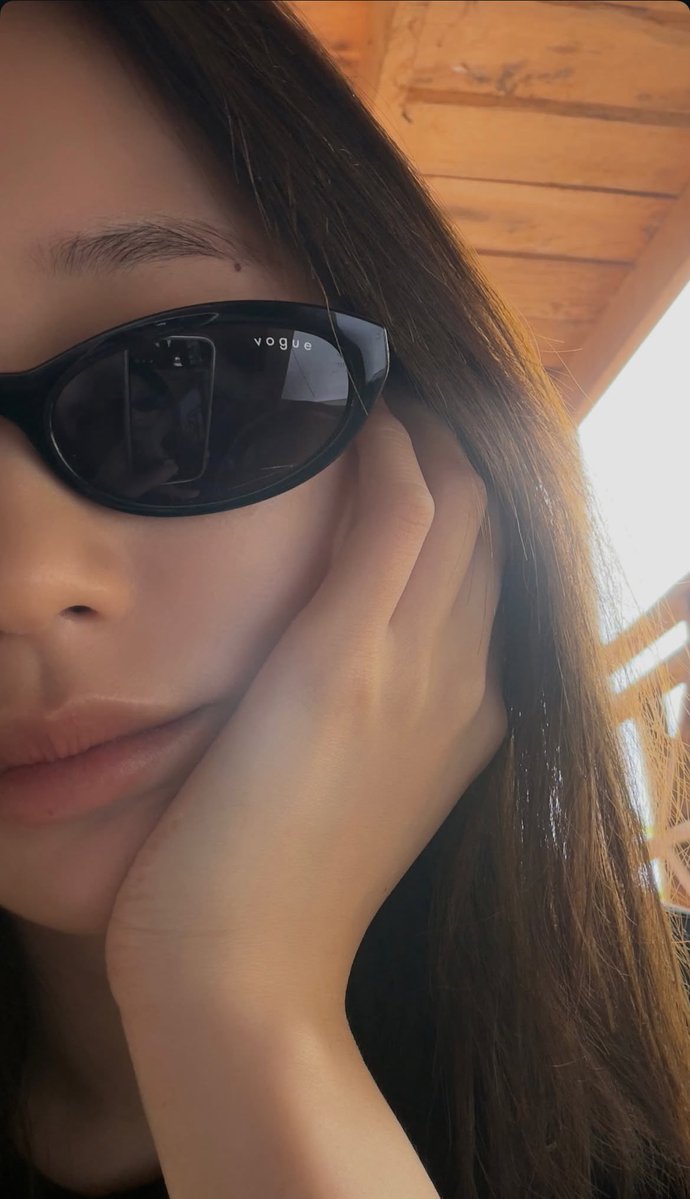 คุณเมะธิกาเค้ามาแจกความหล่ออ่ะ😎

#janeeyeh