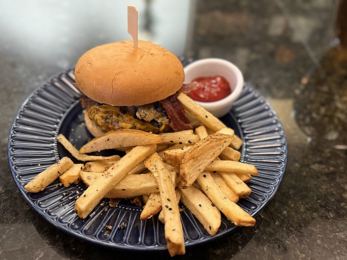 jctdining tweet media