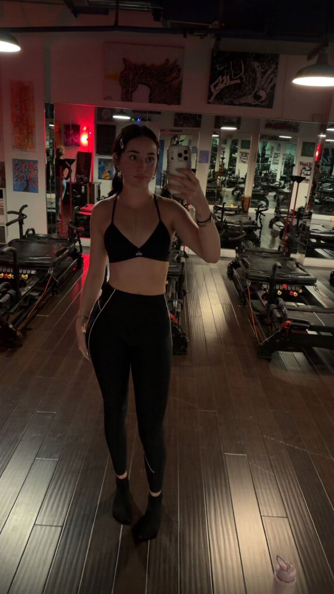 queen valerie tweet media